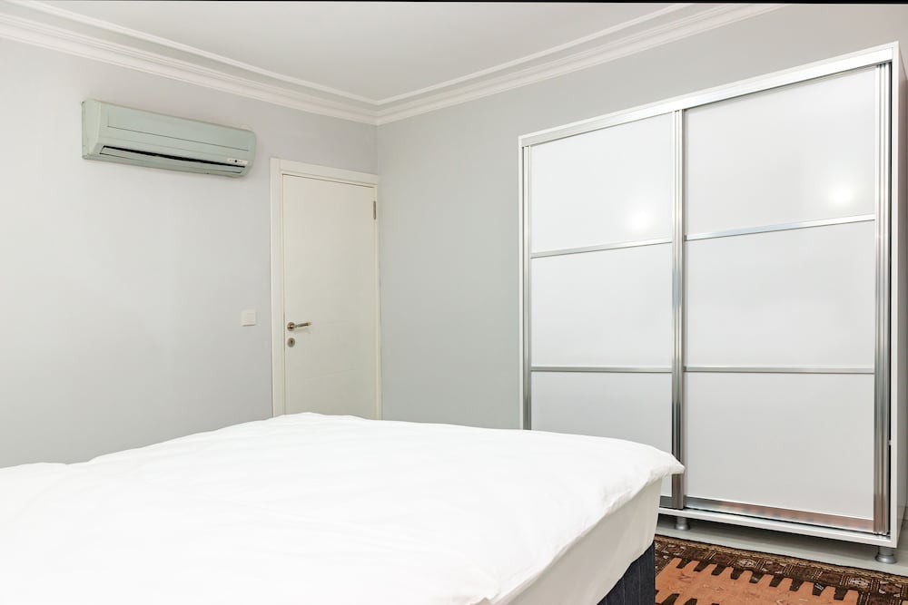 Dualis Hotel 10/74