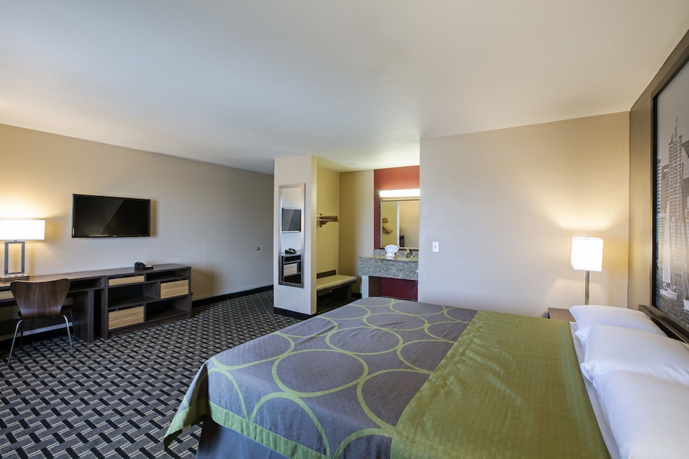 Hotel 39 Westminster 13/25