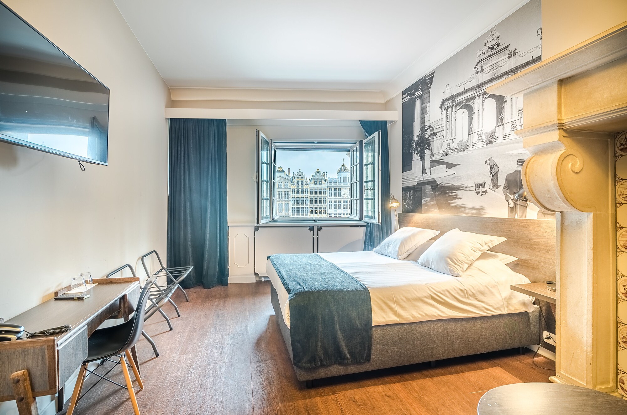 GRAND, DOUBLE BED, WITH VIEW