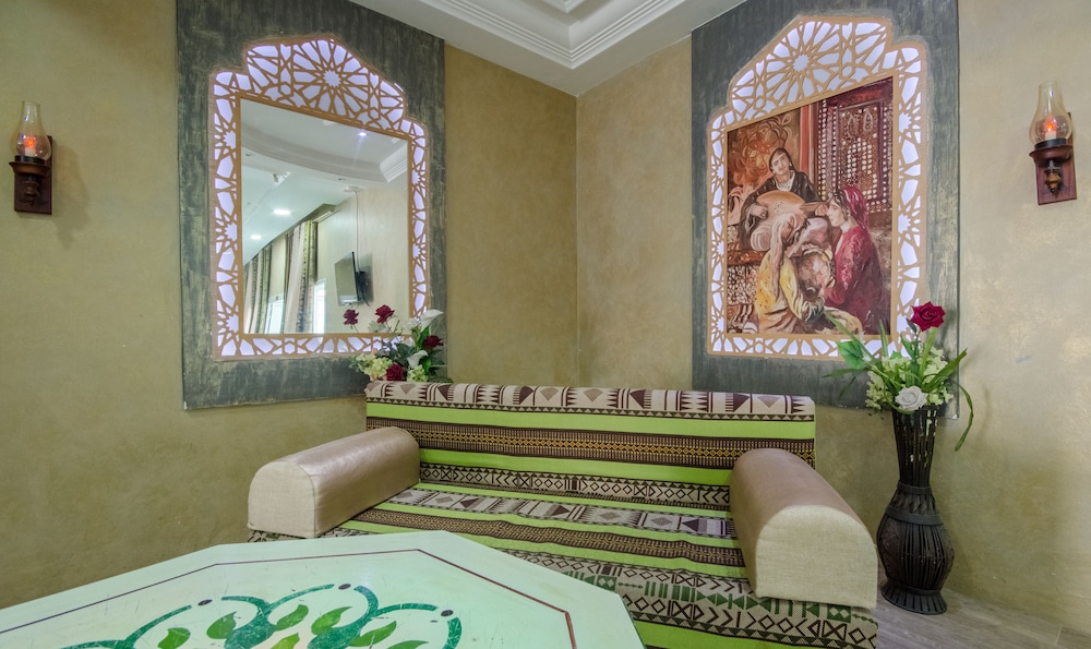 Hotel Saheb Ettabaa 12/19
