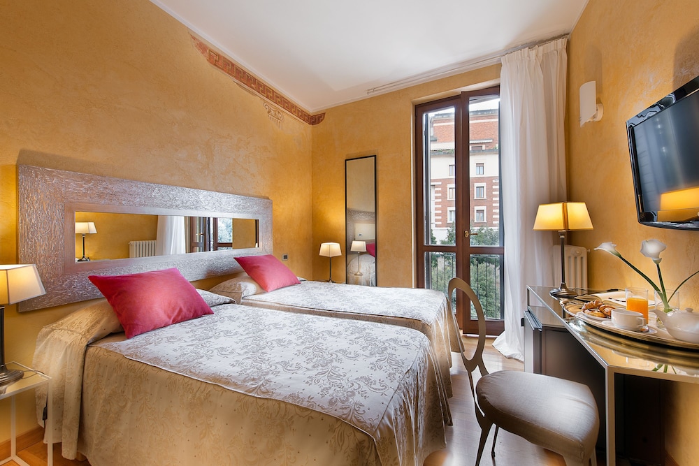 STANDARD, DOUBLE OR TWIN BED