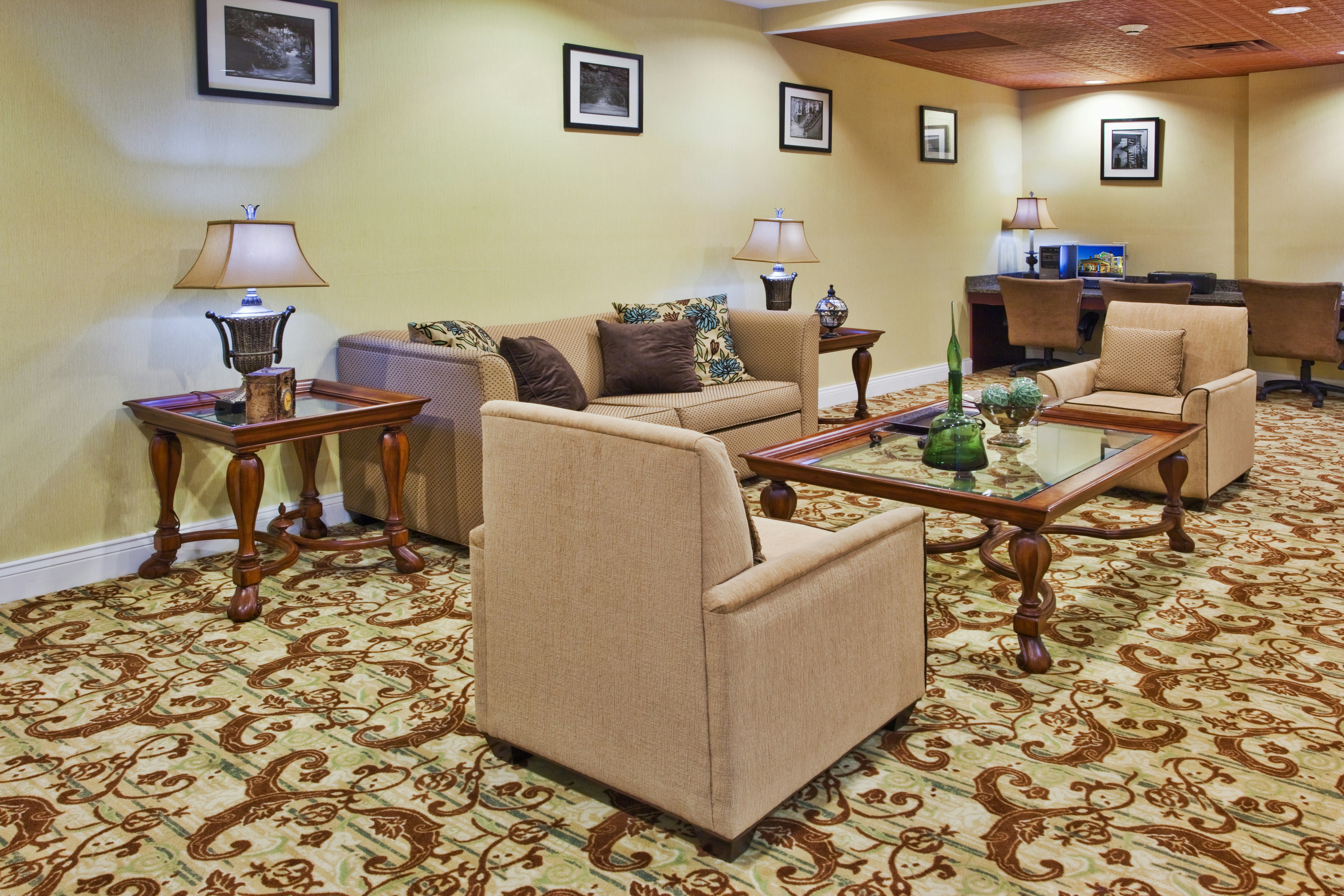 Holiday Inn Express Savannah Airport Ex Comfort Suites 34/54
