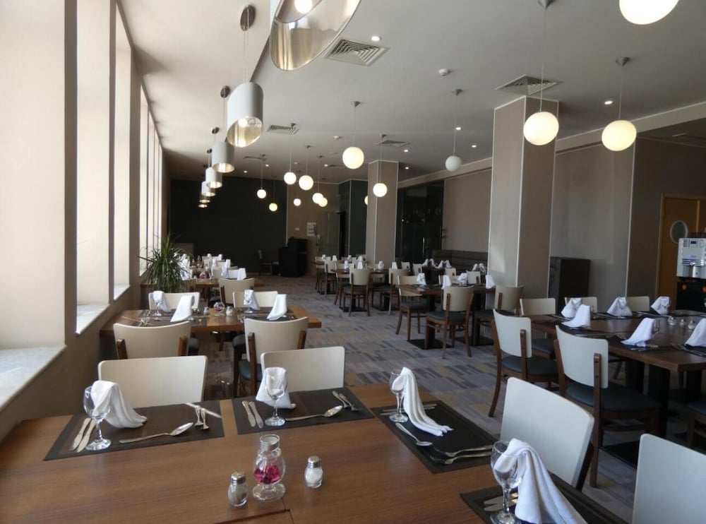 Le Zenith Hotel Oran 45/62