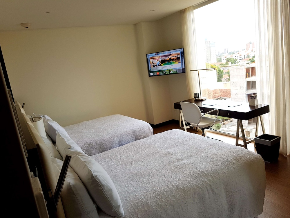 Hampton By Hilton Santa Cruz Equipetrol 10/56