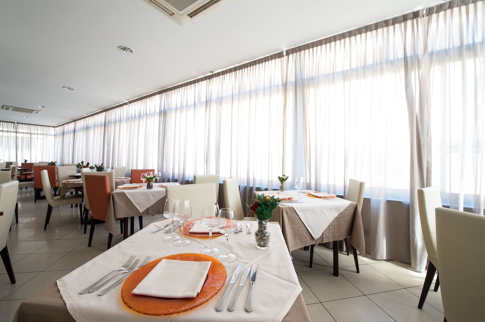 Hotel La Marina 41/63