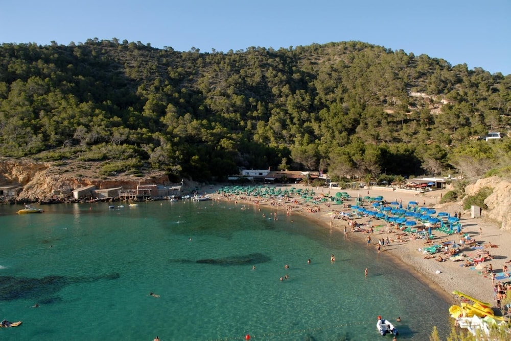 Santa Eulalia Hostal 7/44