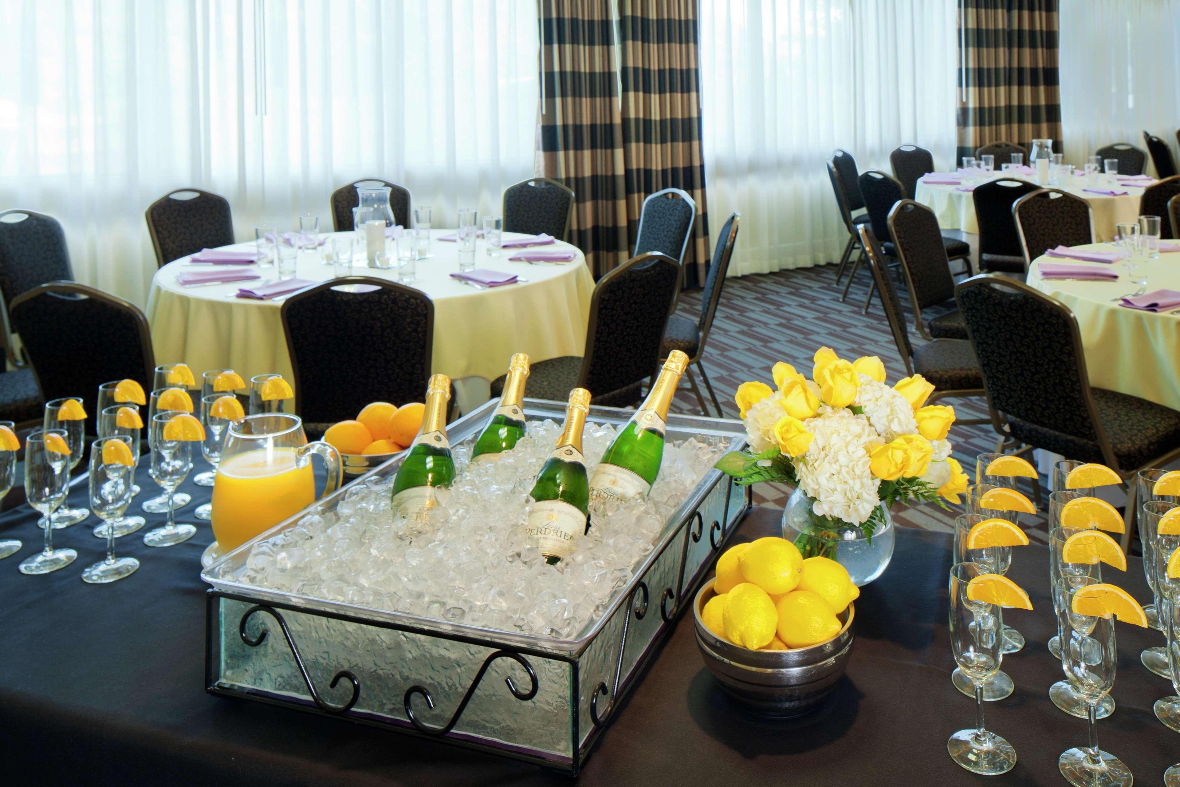 Doubletree By Hilton Norwalk 27/45