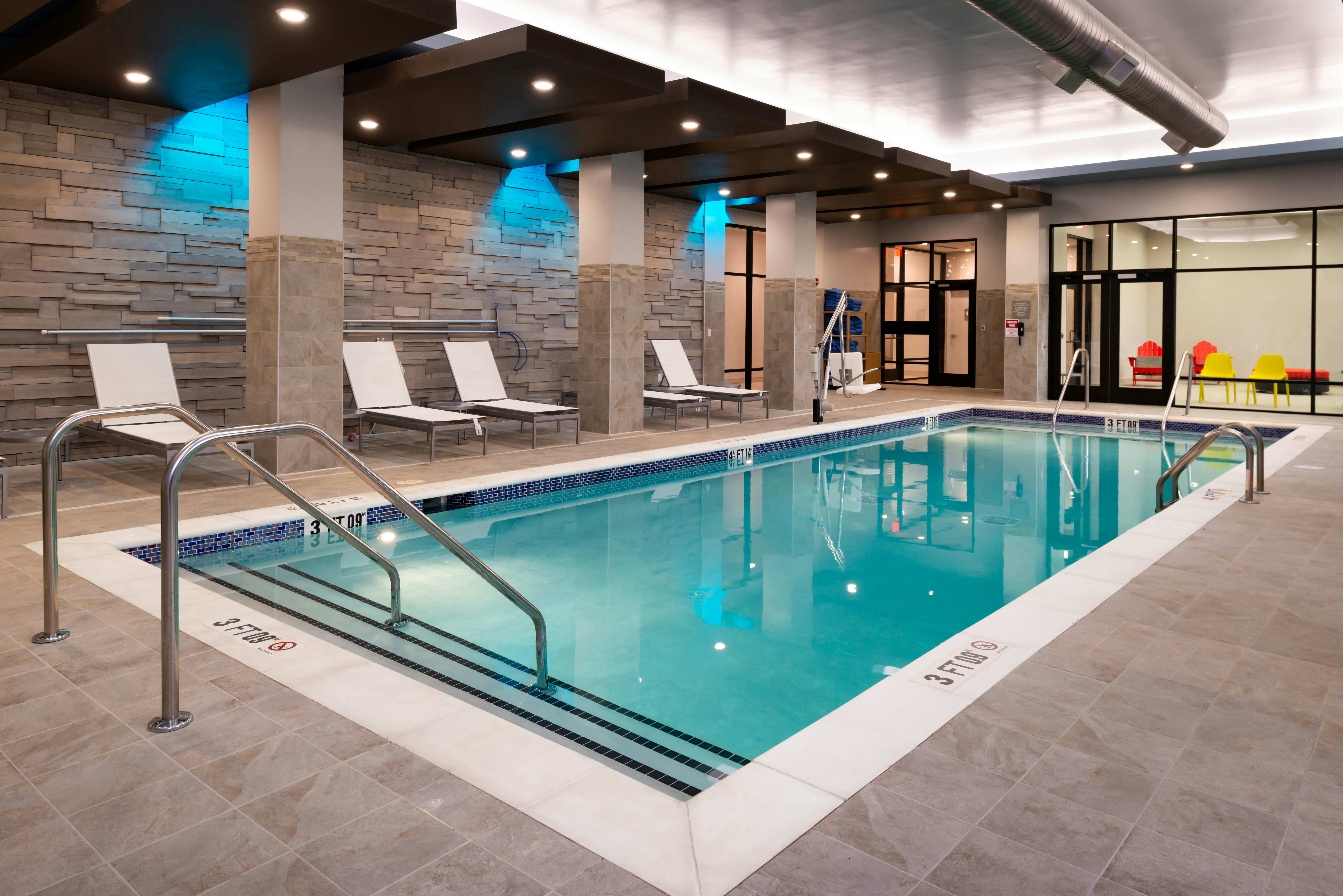 Home2 Suites by Hilton Columbia Downtown 24/36