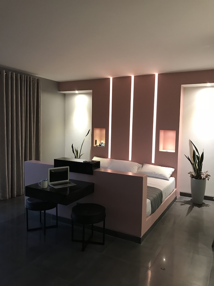 Hotel G 37/50