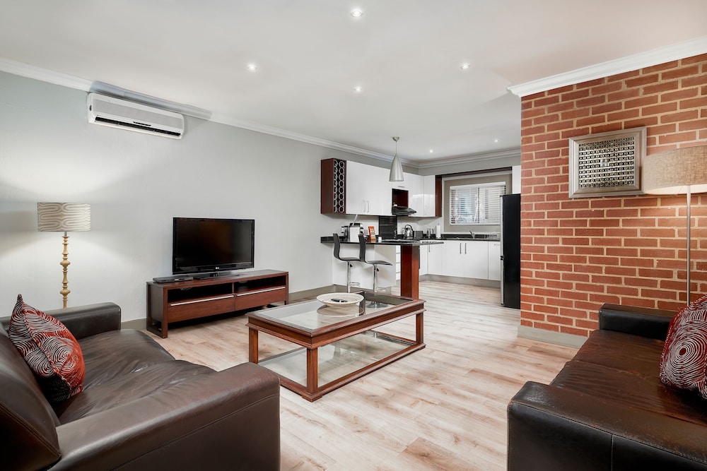 Menlyn Boutique Hotel 55/76