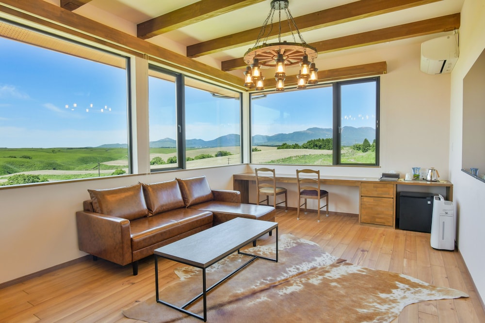 El Patio Ranch 42/60