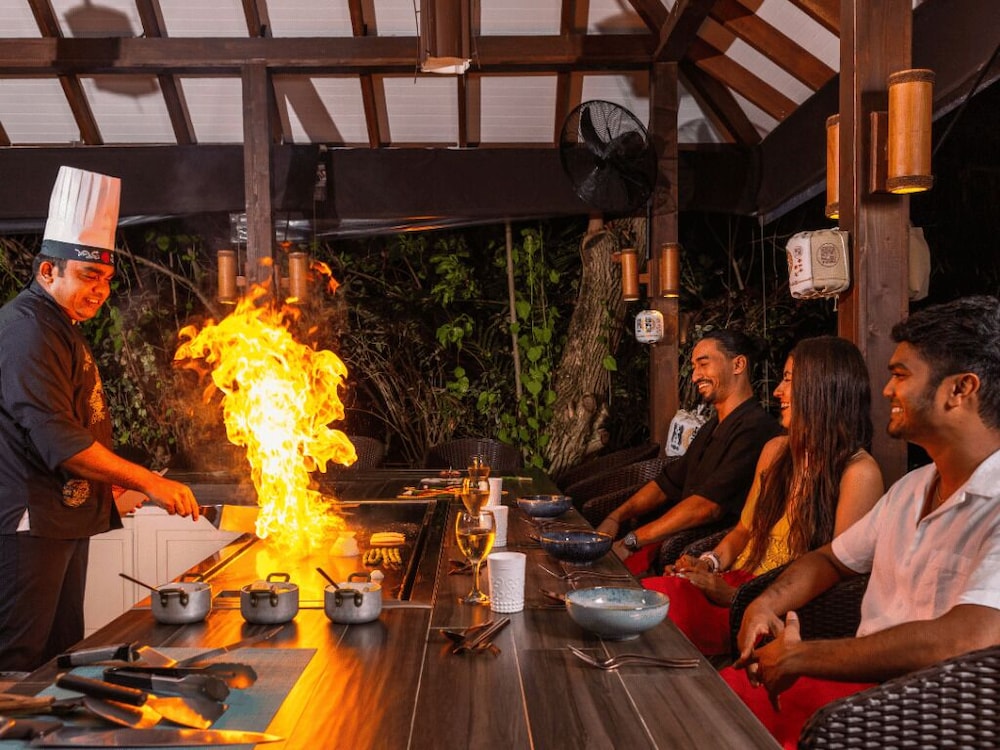 Cocoon Maldives 196/204