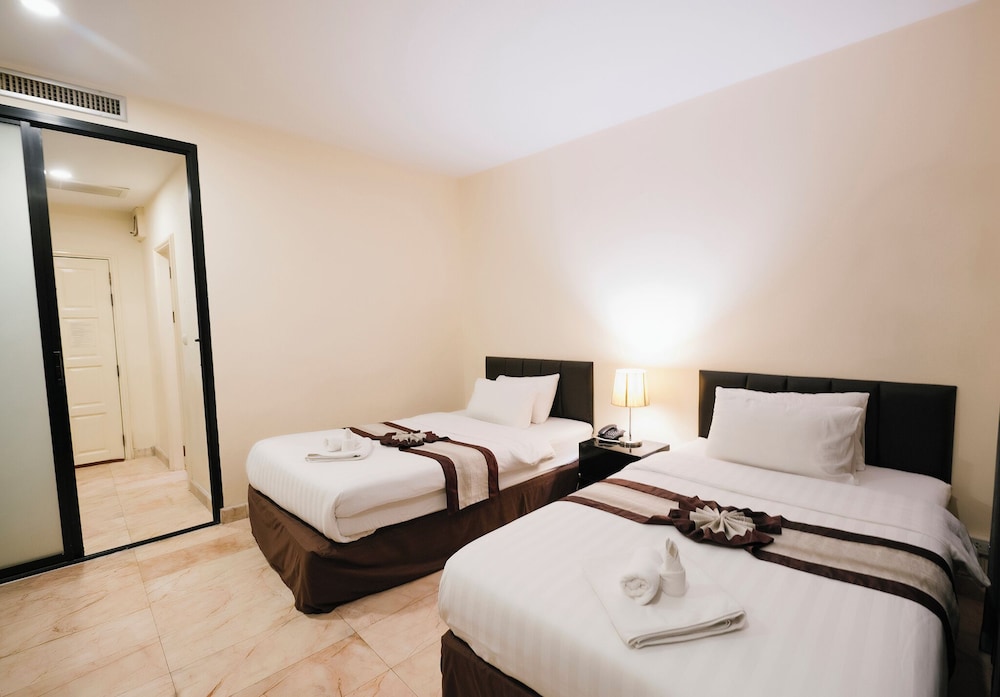 SUPERIOR, SUITE, TWIN BEDS