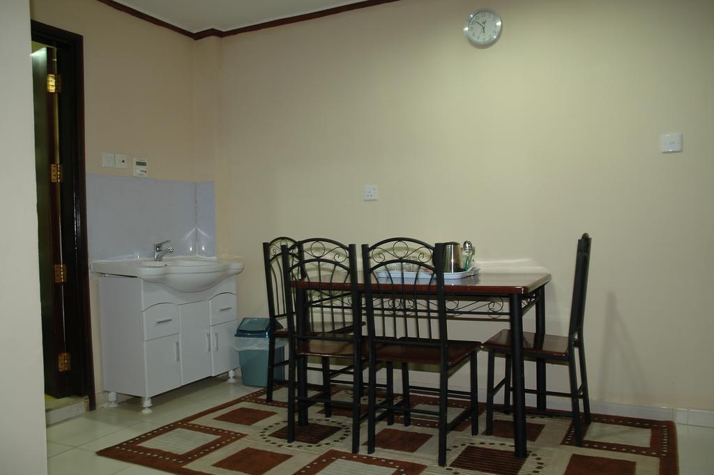 Al Jazeerah Hotel 30/32