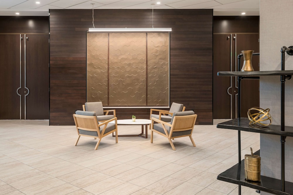 Hyatt Place Greenville/Downtown 41/64