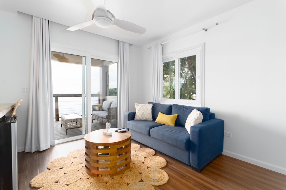 The Beach House Boutique Hotel 31/49