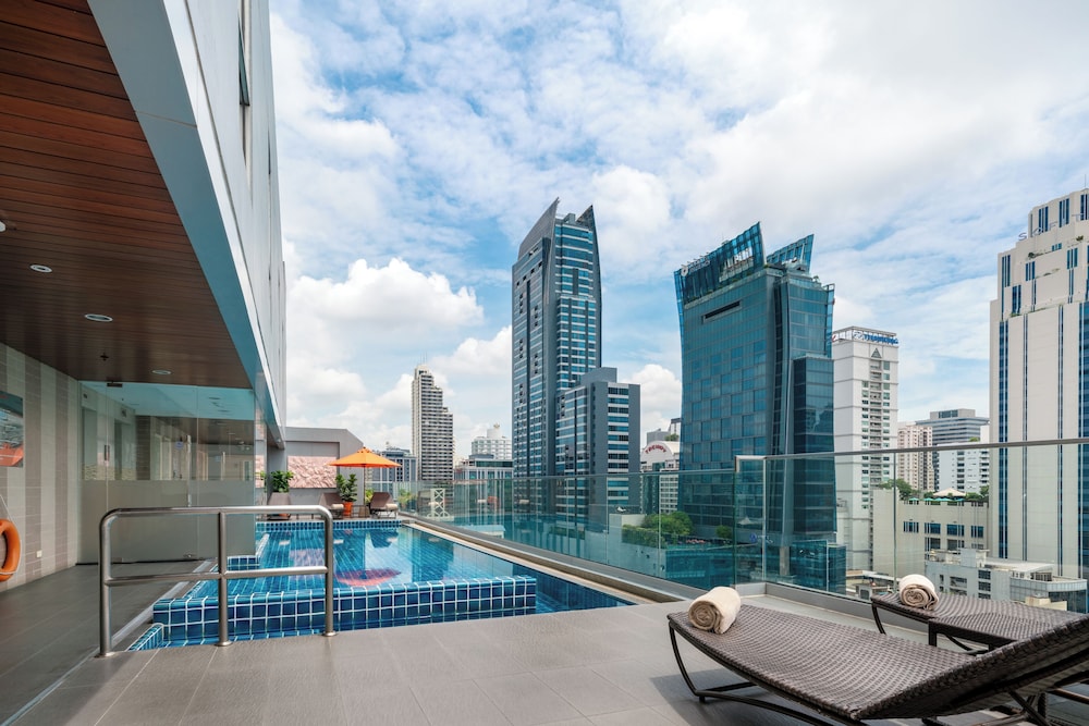 Adelphi Suites Bangkok 39/69
