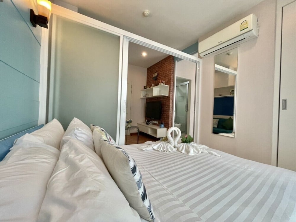 DELUXE, APARTMENT
