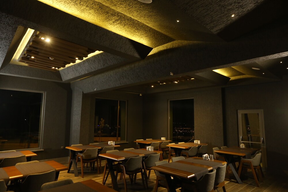 The Erzurum Hotel 41/50
