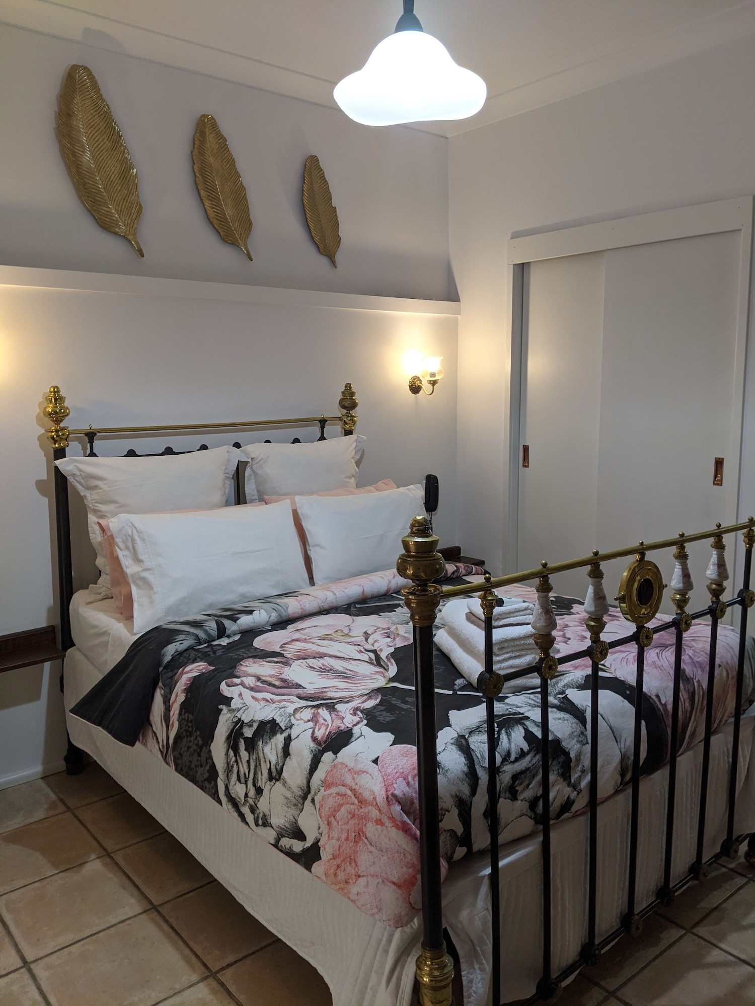 Standard, Double Bed, Shared Balcony