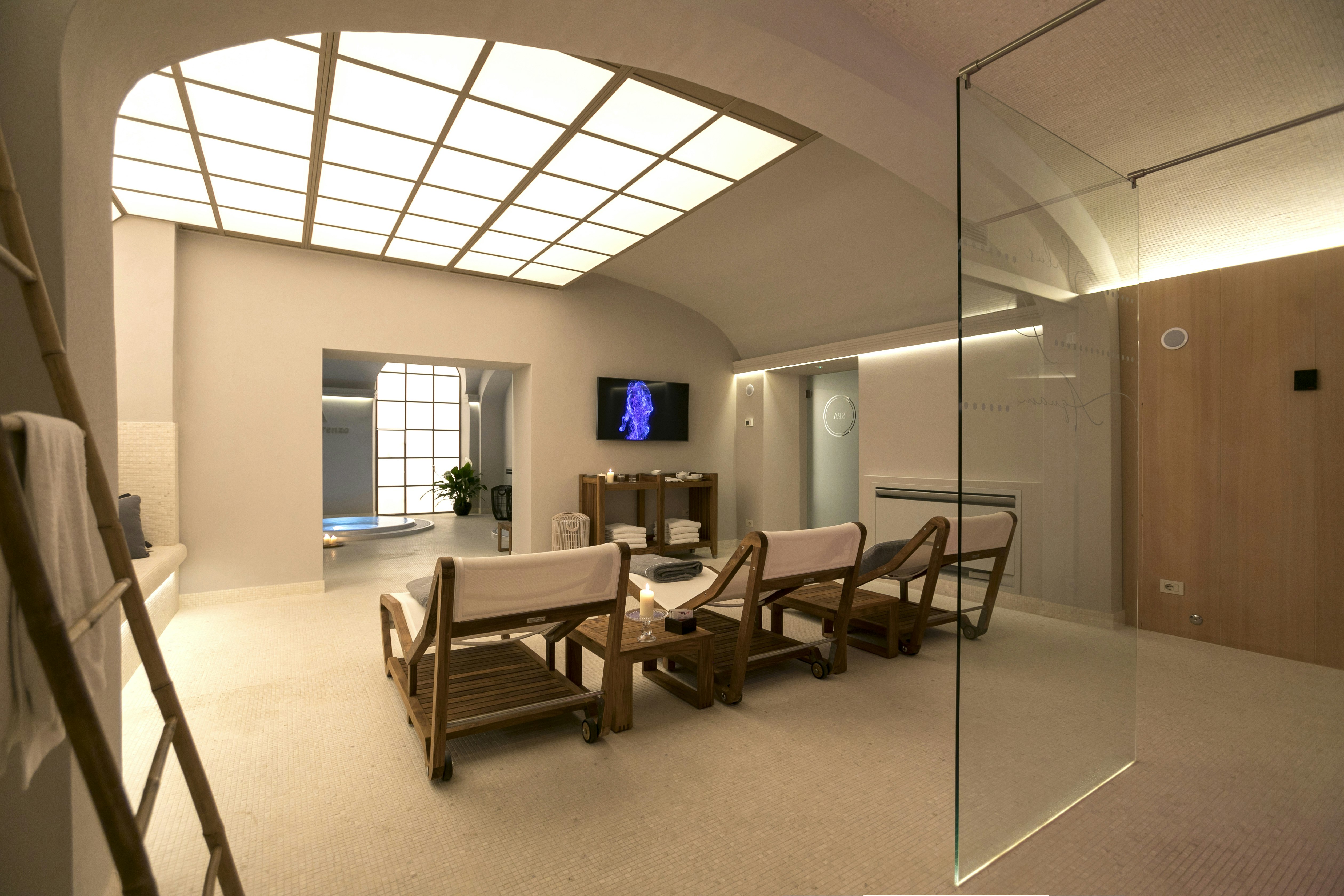 Palazzo Lorenzo Hotel Boutique 51/69