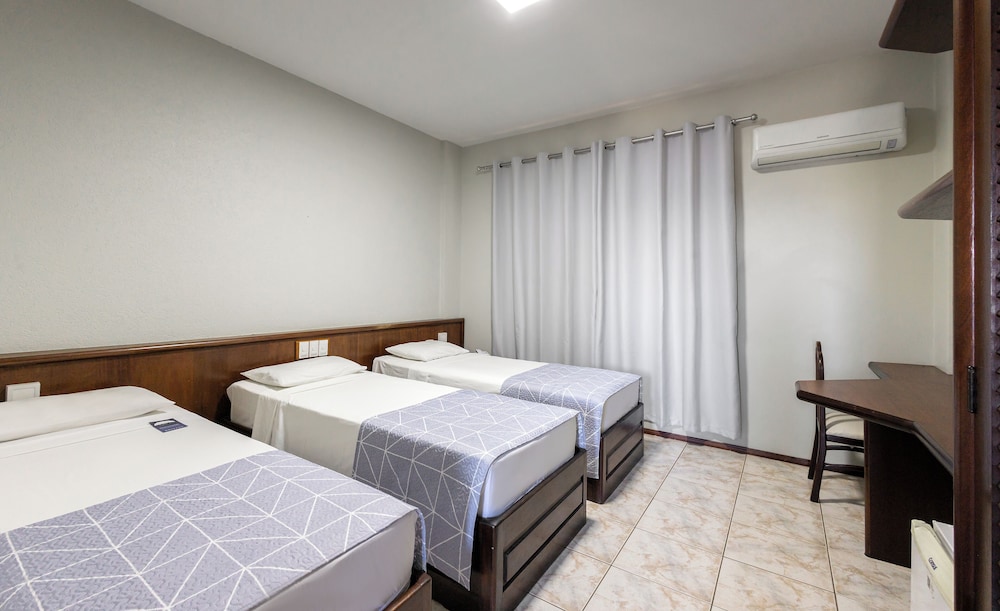 BRISTOL EXCELER PLAZA HOTEL 24/67