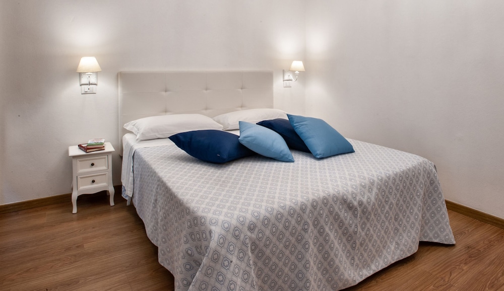 Baco B&B 12/47