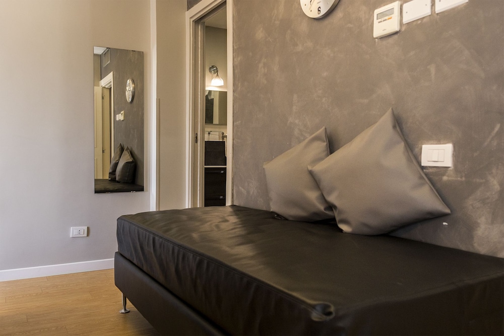 Top Floor Trastevere 10/30