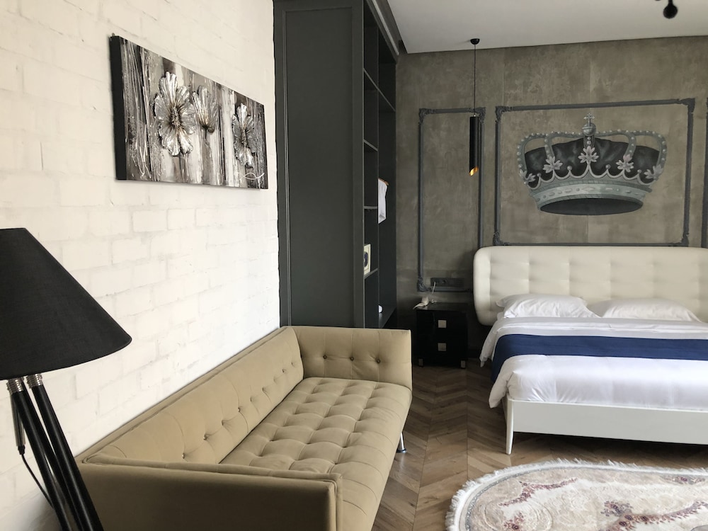 Bugu Hotel 11/46