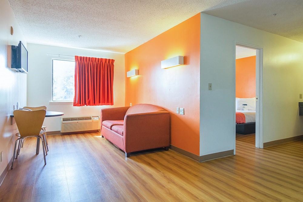 Motel6 Jonesboro, GA 52/62