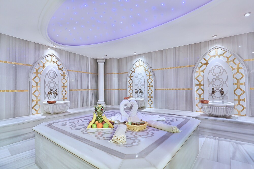 HOTEL EMIRHAN PALACE 40/67