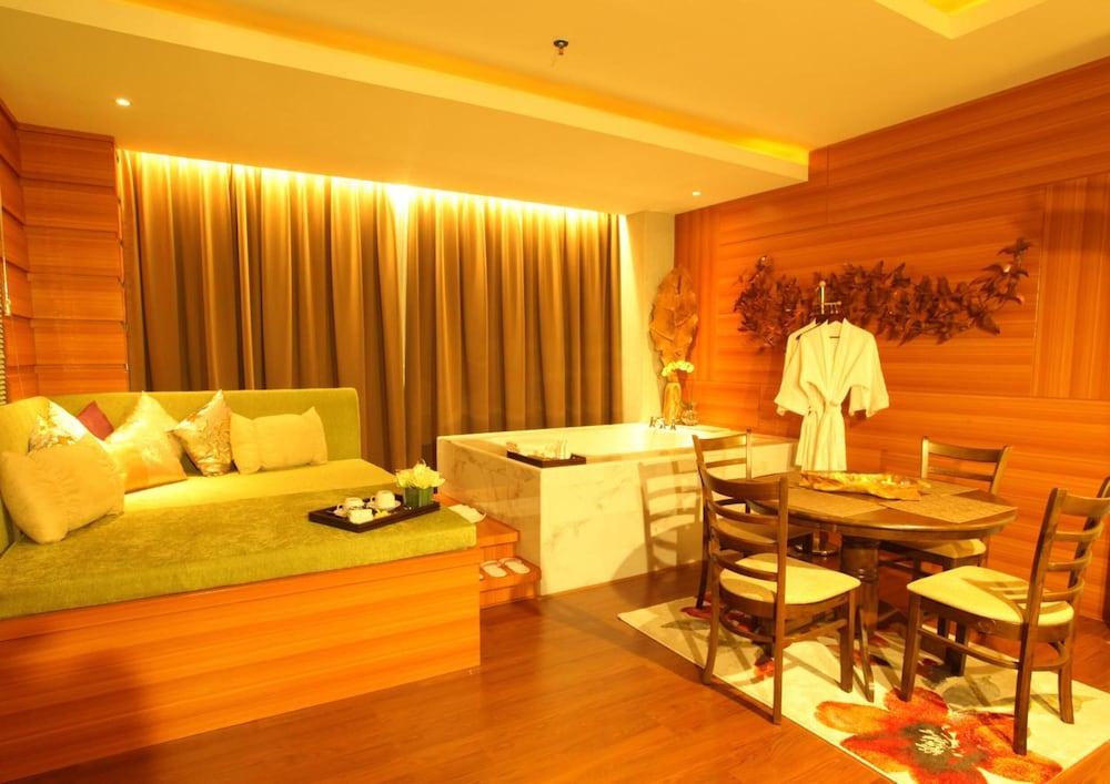 ROYAL ASNOF HOTEL 22/37