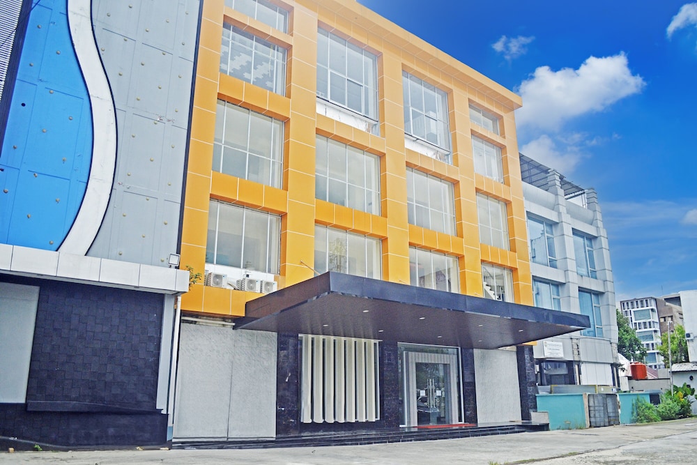 Collection O Balikpapan Near Balikpapan Super Block Formerly City Inn Hotel in BALIKPAPAN