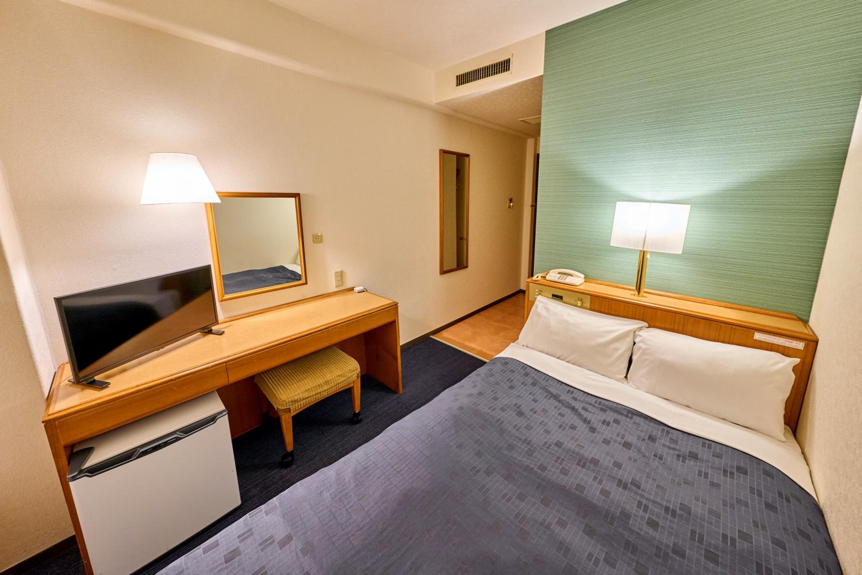 غرفة بسرير نصف مزدوج للمدخنين، Smile Hotel Tokyo Shinkoiwa 10/11