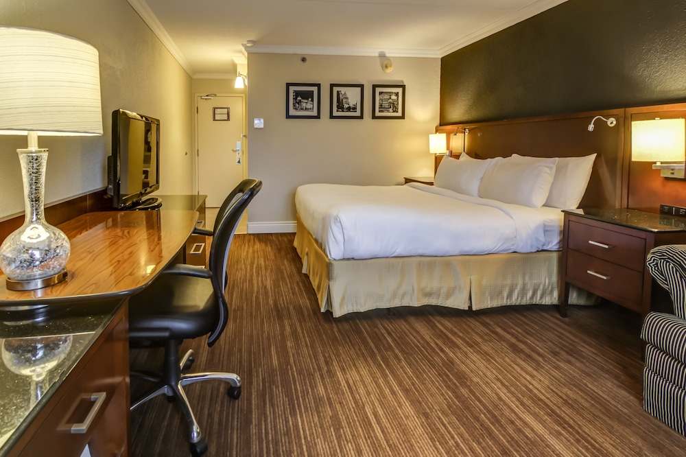 Centre de Congres Hotel La Sagueneenne 12/31