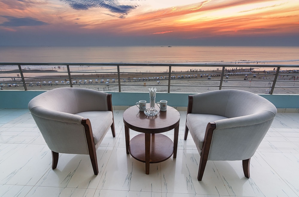 Hotel Sea Crown 40/48