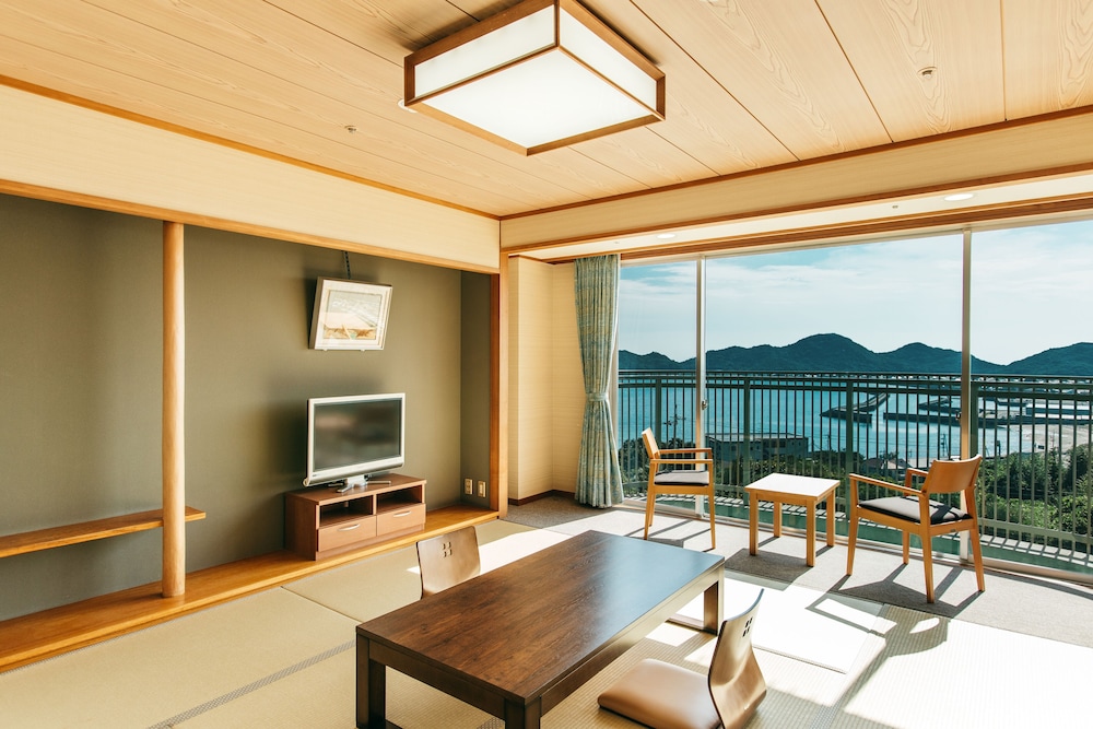 Kamenoi Hotel Setouchi Hikari 35/58