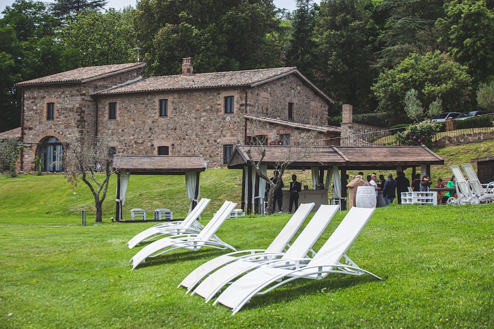 Relais Borgo San Faustino 44/50
