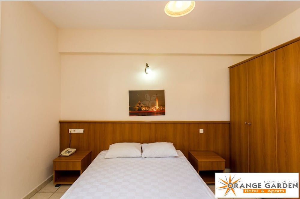 Orange Garden Hotel 16/45