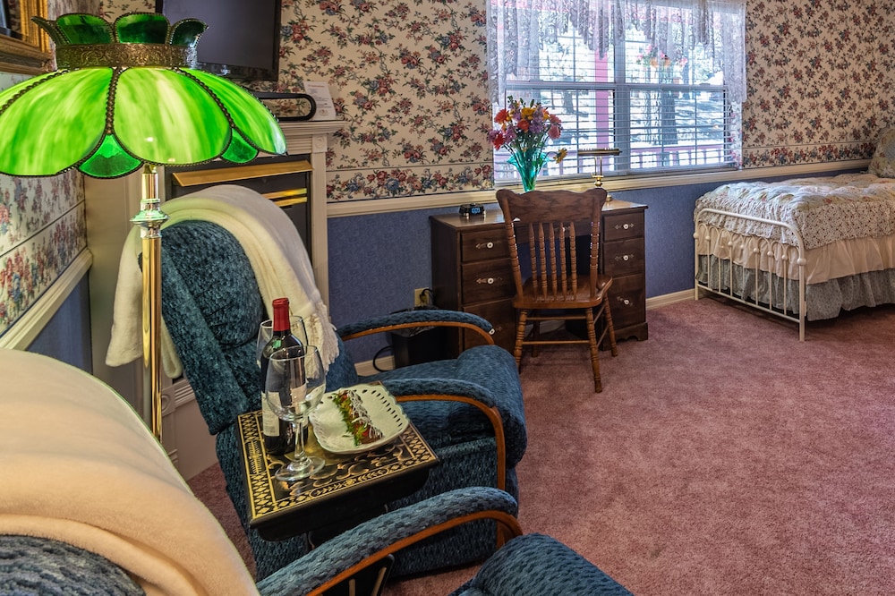 Apples Bed Breakfast 41/71