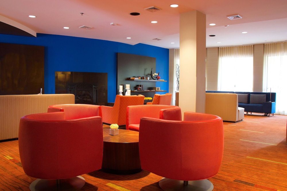 Courtyard By Marriott Blacksburg 22/39