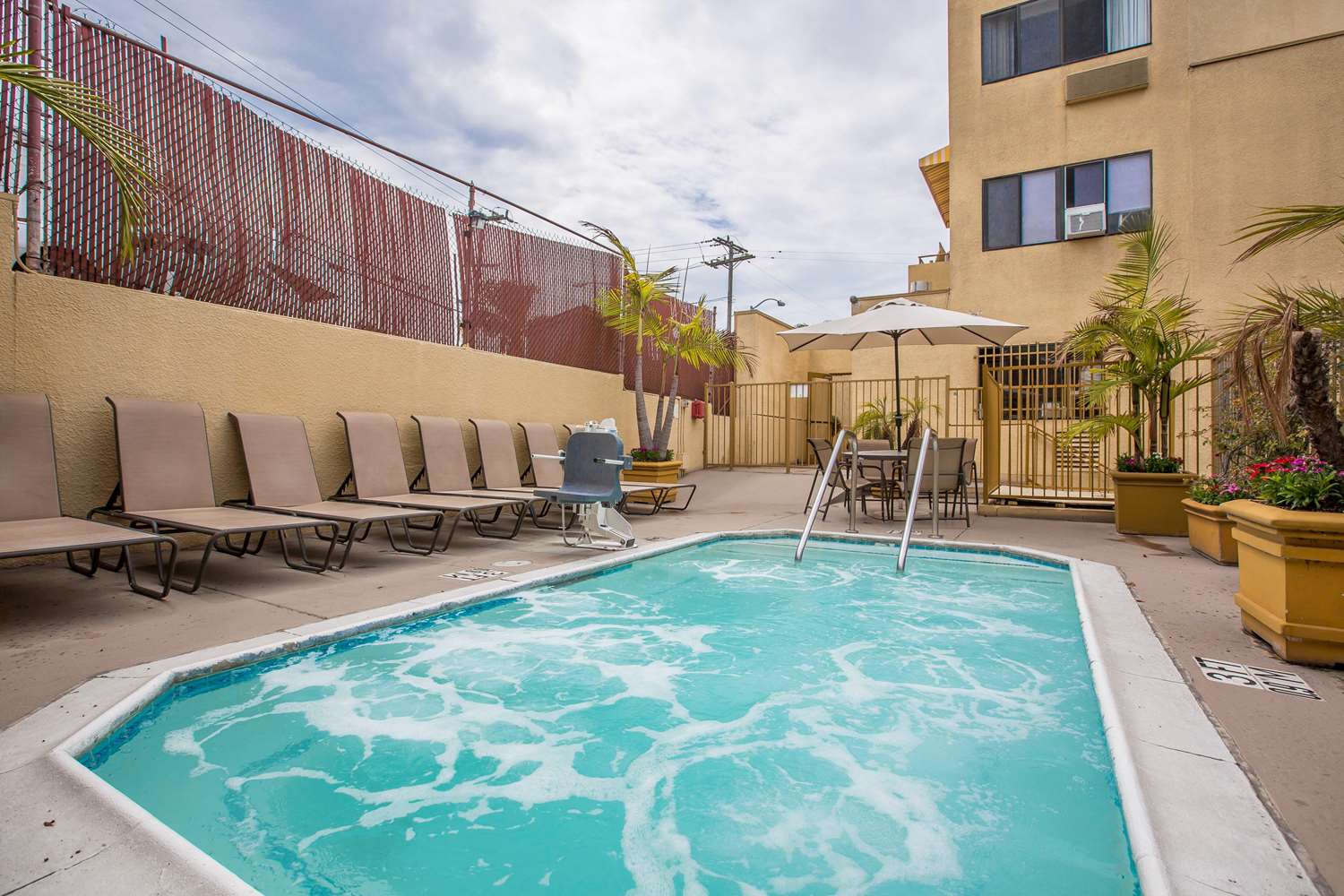 Quality Inn & Suites Hermosa Beach 38/38