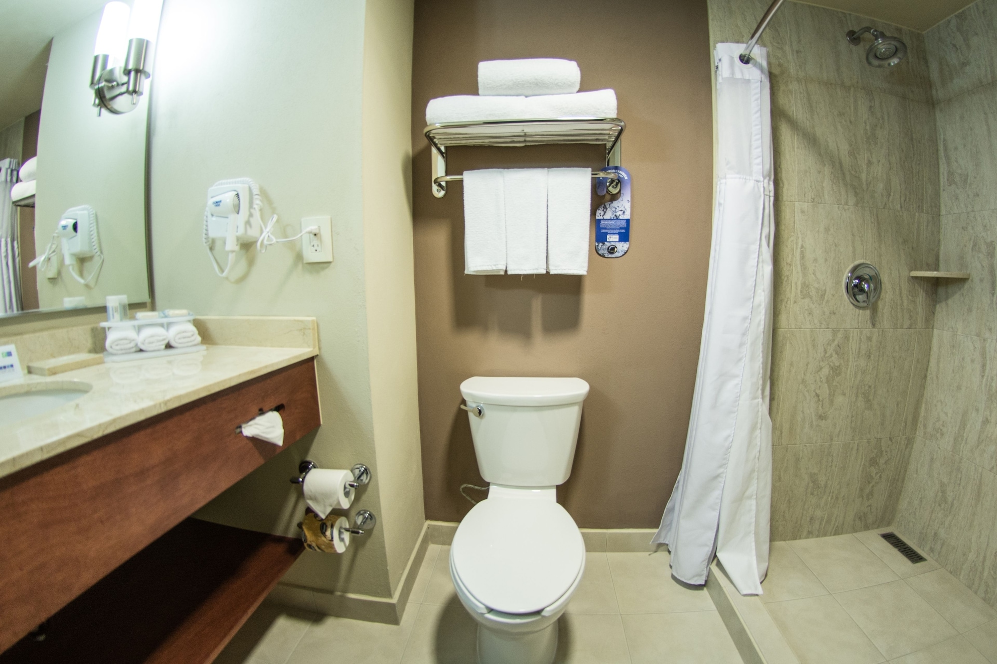غرفة قياسية، Holiday Inn Express Guadalajara Aeropuerto an IHG Hotel 6/8