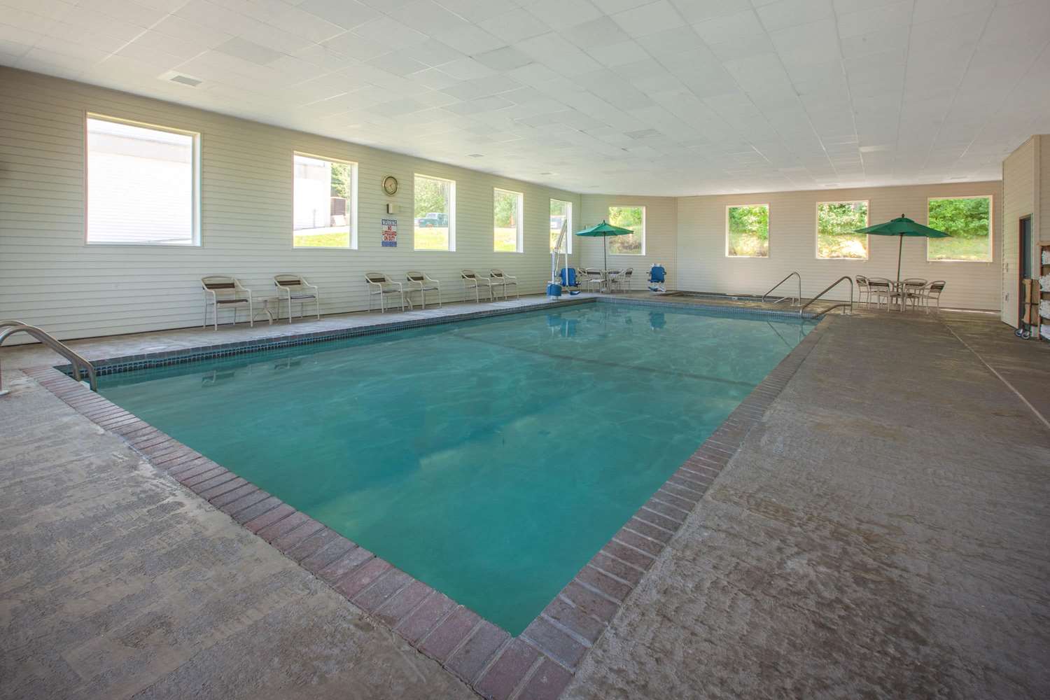 Quality Inn Petoskey 13/18