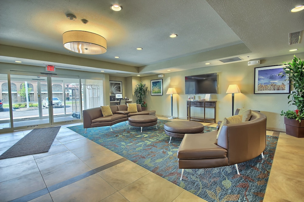 CANDLEWOOD SUITES COLUMBUS - GROVE CITY 26/40