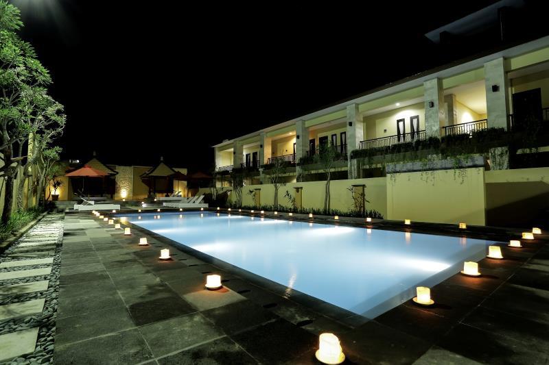 Bali Mega Hotel 59/63