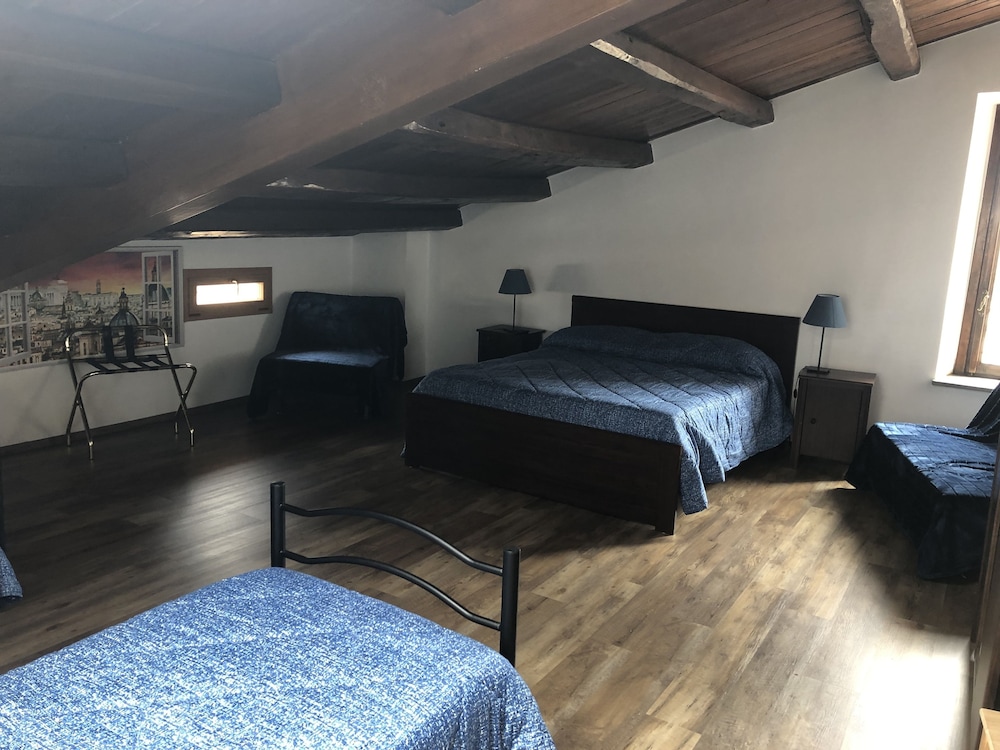 BB Il Re Alla Reginella Guest House 12/42