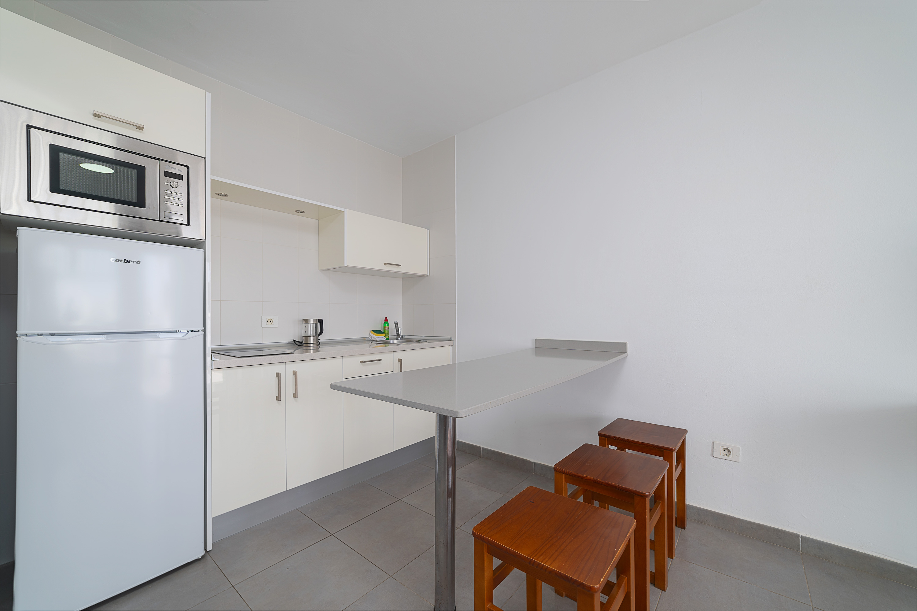 Elena Apartamentos 27/44