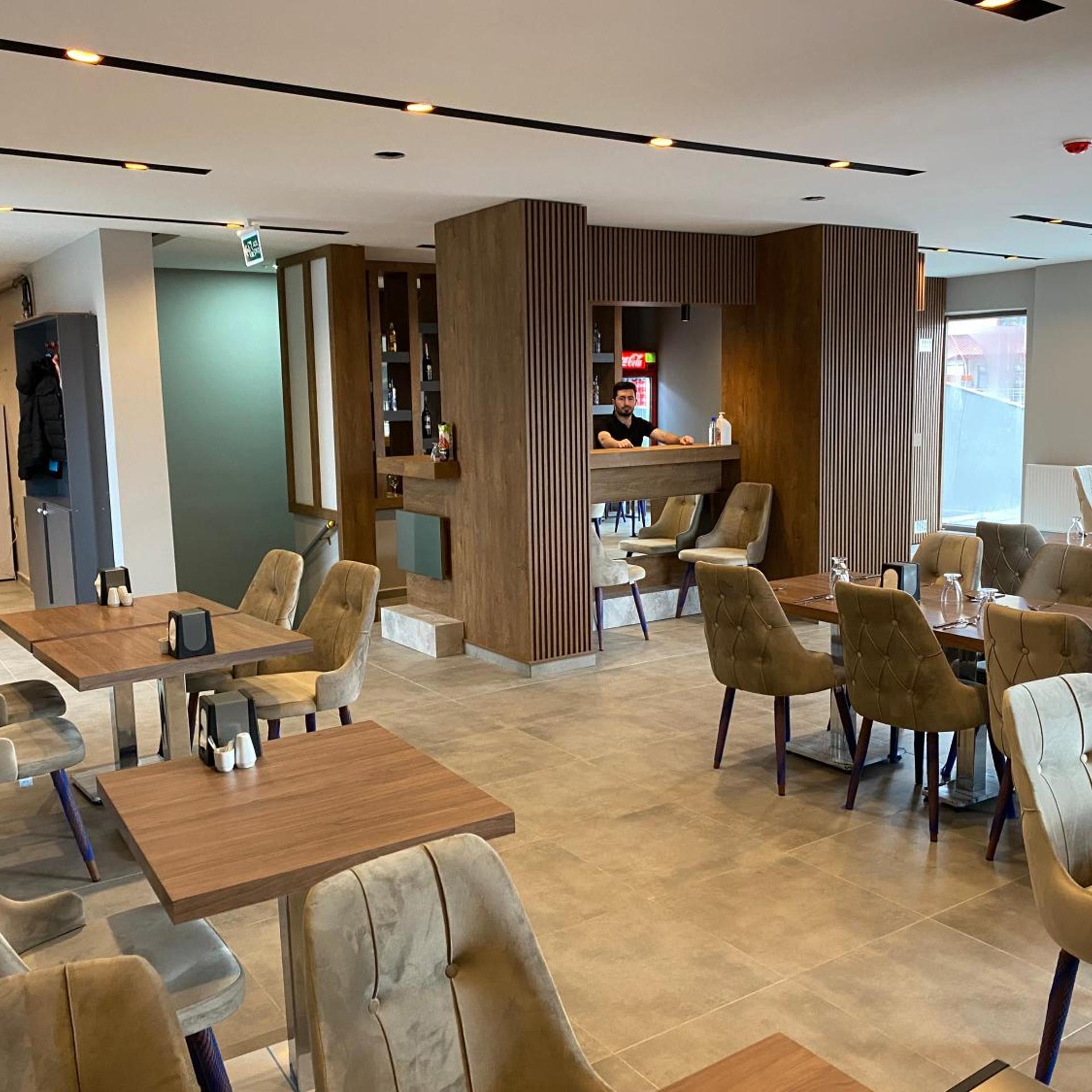 Hotel Aras 35/50