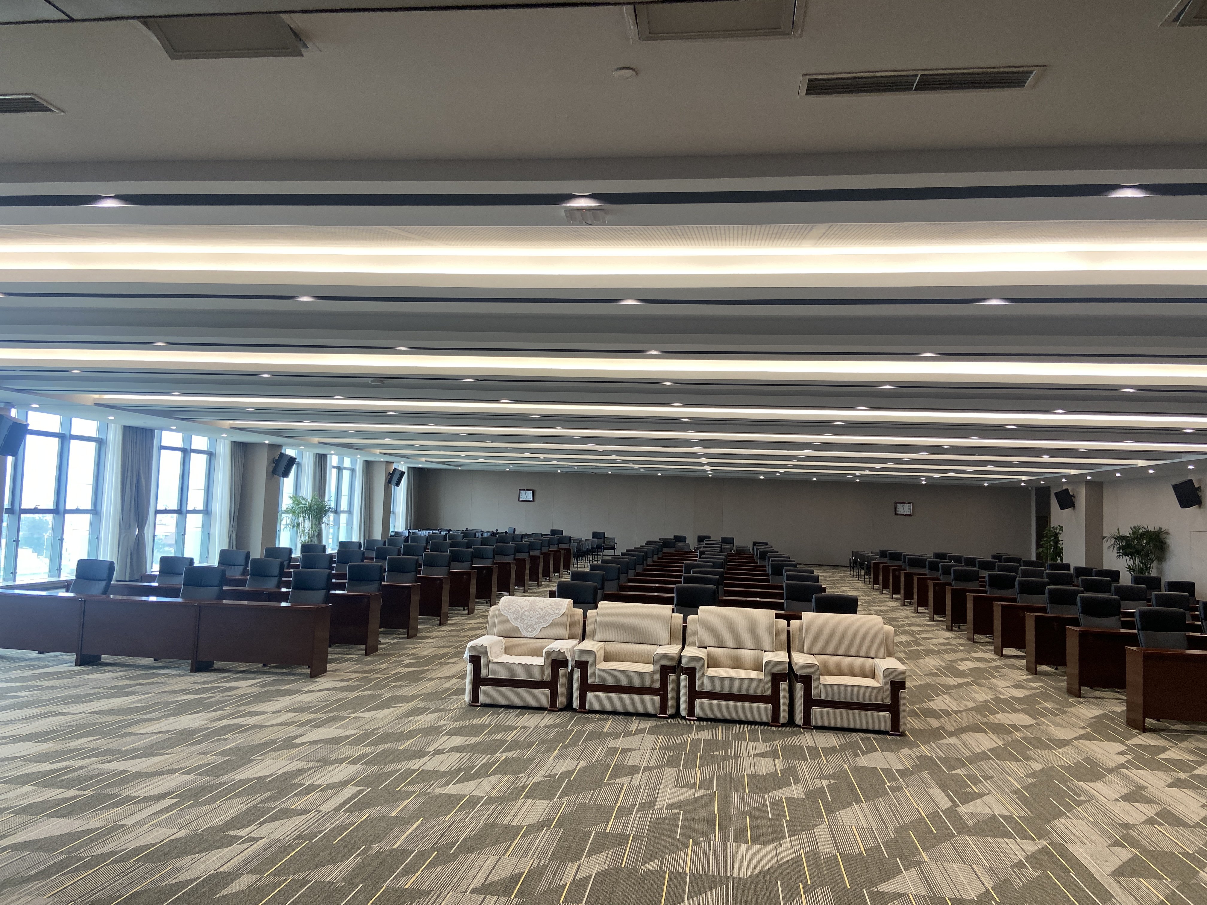 Holiday Inn Express Qingdao Northern West Coast 43/45